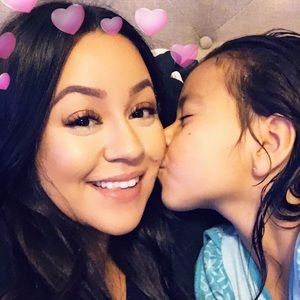 Meet your Posher, Jasmin